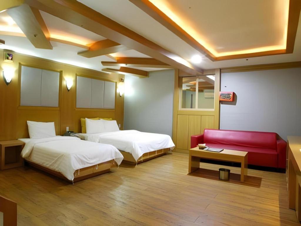 Hotel Head-One Uijeongbu Esterno foto