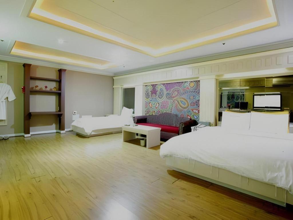 Hotel Head-One Uijeongbu Esterno foto