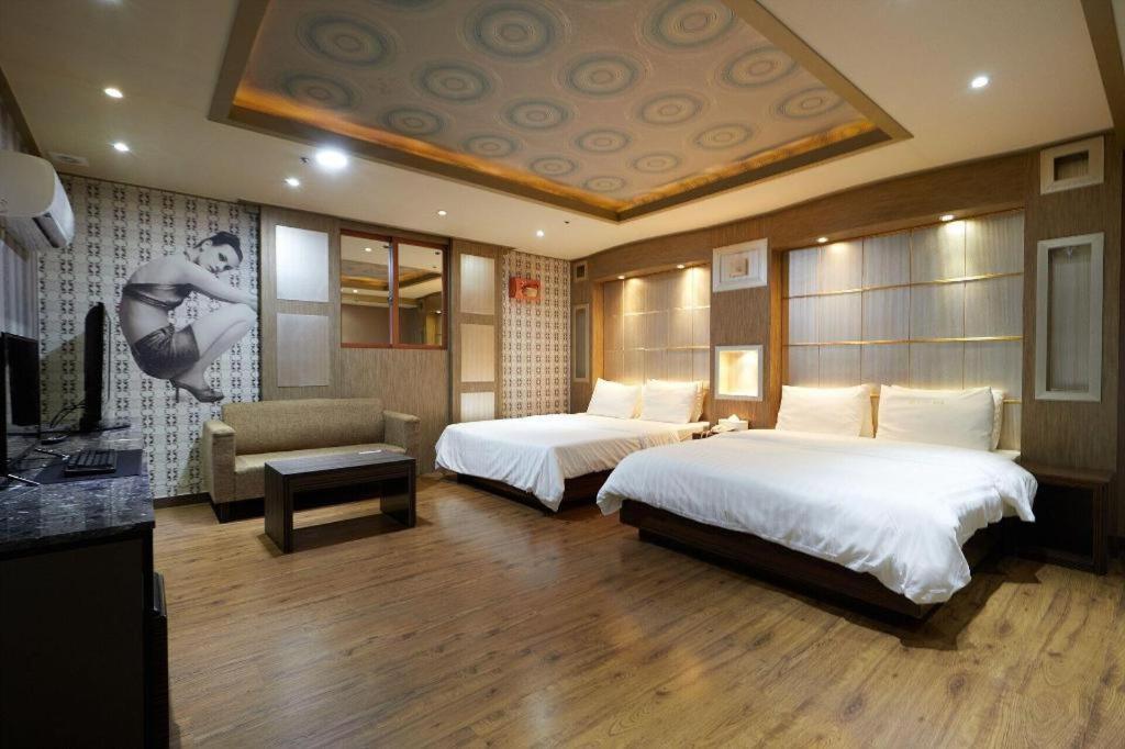 Hotel Head-One Uijeongbu Esterno foto